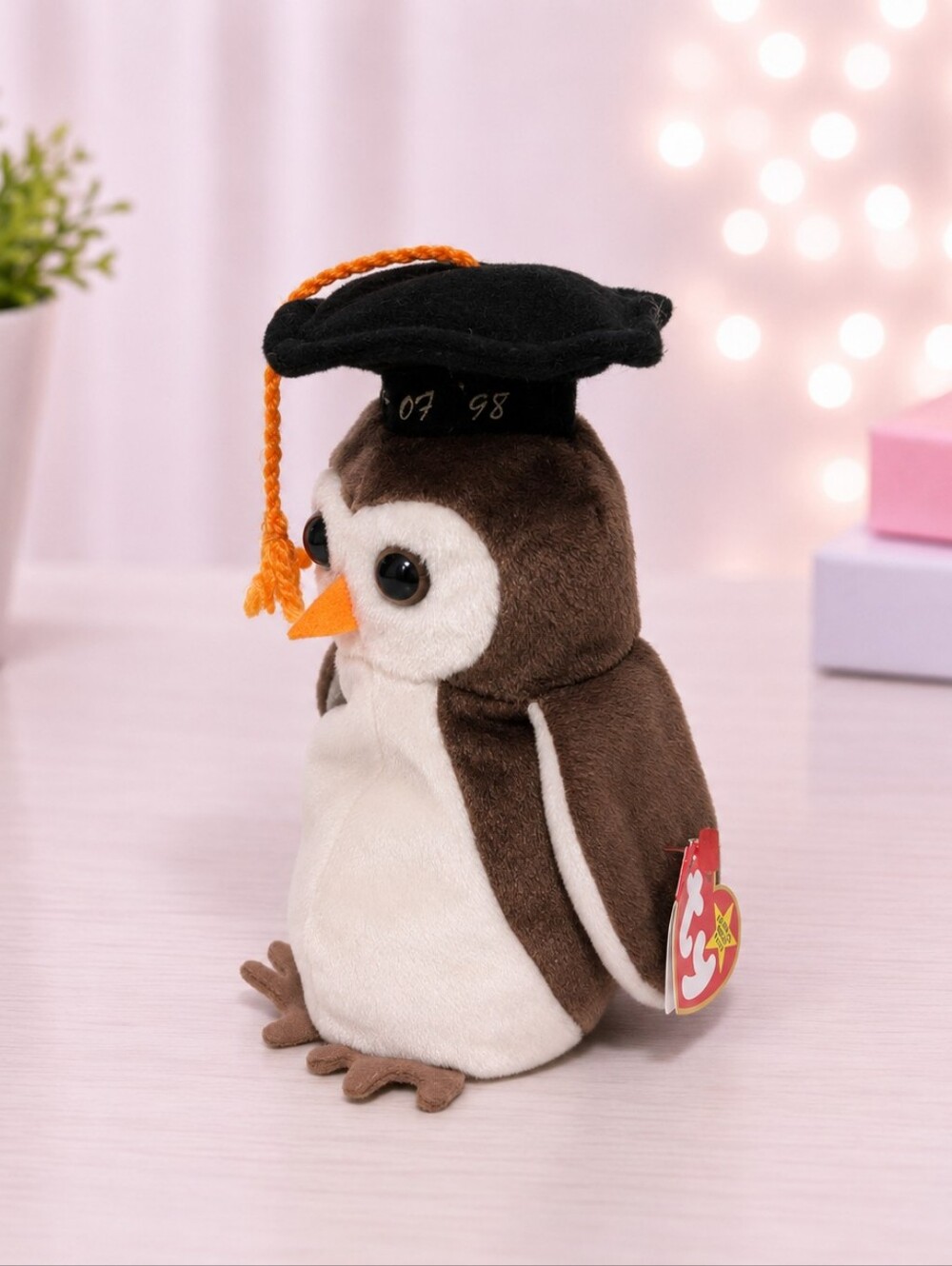Ty Beanie Baby Wise Graduation Owl